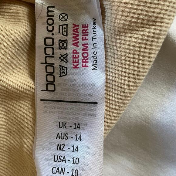 Boohoo Bodysuit Tee Neutral Basics Short Sleeve Crewneck Stretch Size 10 Medium - Picture 3 of 8